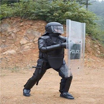 Teisėsaugos policijos kovos su riaušėmis kostiumas